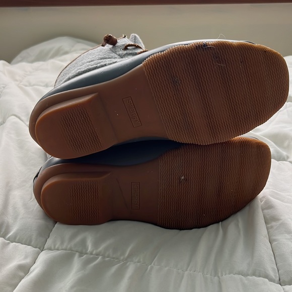sperry boots - Picture 6 of 6